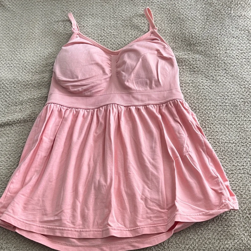 Pink Women's nursing tank - Picture 1 of 4